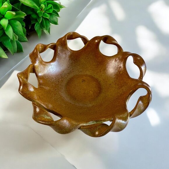 Handmade Studio Art Pottery 6.5" Decorative Bowl Signed JB - Picture 1 of 9